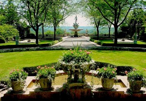 Kykuit garden